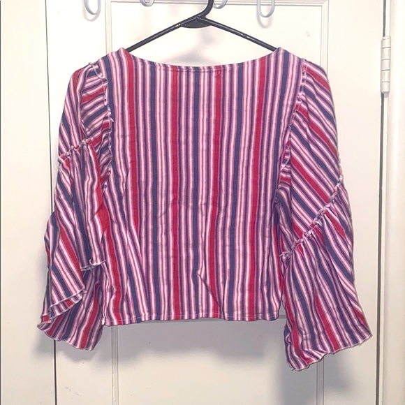 Romeo & Juliet Couture Ruffle Bell Sleeve Striped - Picture 3 of 8